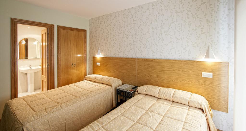 Hostal Bezana Burgo Pokoj fotografie